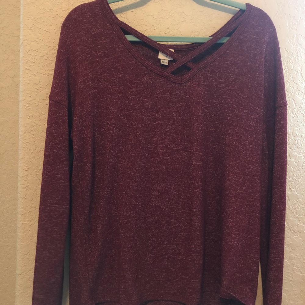 Maroon sweater
